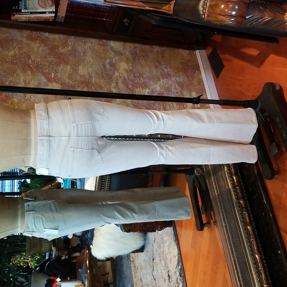 Anthropologie Corduroy Flares - Picture 4 of 8